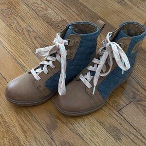 Sorel Stylish Brown and gray Women's Boots